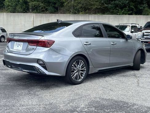 Used 2022 Kia Forte GT-Line w/ GT-Line Premium Package FWD image 3