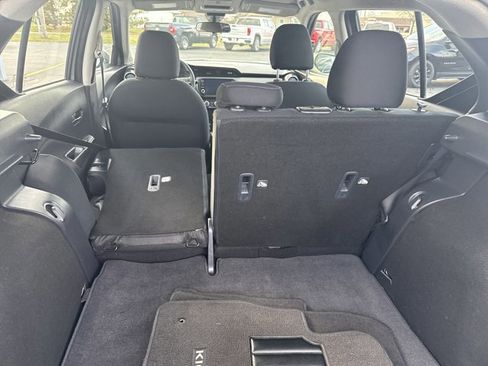 Used 2024 Nissan Kicks SV image 18