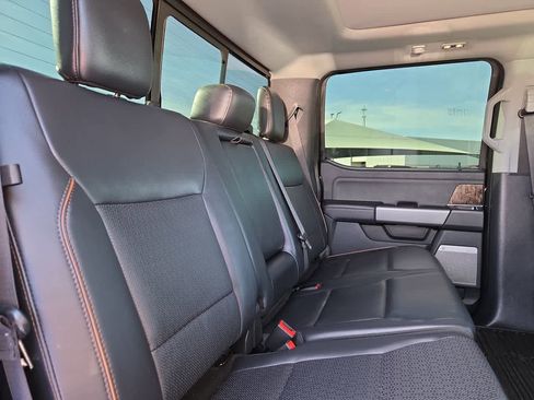 Used 2025 Ford F450 Lariat w/ Lariat Ultimate Package image 17