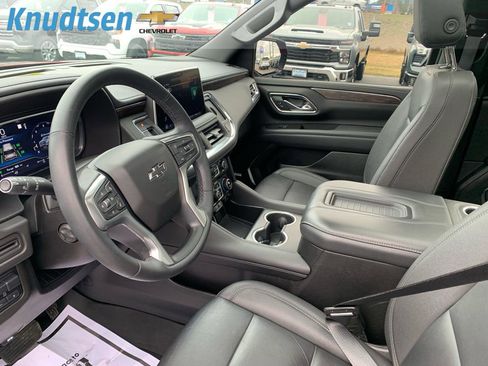 Used 2023 Chevrolet Tahoe Z71 w/ Z71 Off-Road Package image 19