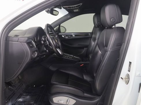 Used 2015 Porsche Macan S image 10