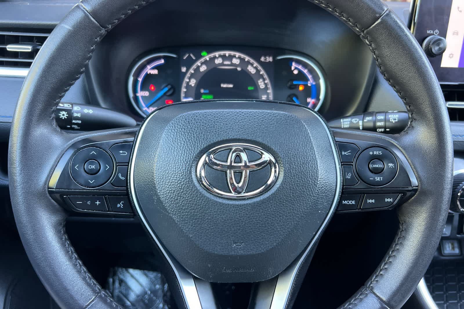 Certified 2024 Toyota RAV4 XSE AWD/4WD image 25