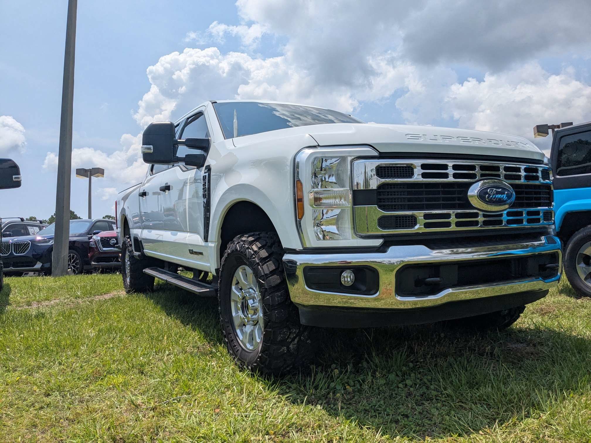 Used 2024 Ford F250 XLT AWD/4WD image 2