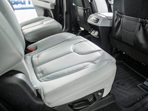 Used 2022 Hyundai Palisade SEL w/ Premium Package image 33