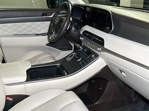 Used 2020 Hyundai Palisade Limited w/ Winter Weather Package image 14