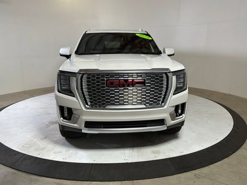 Used 2024 GMC Yukon Denali w/ Denali Reserve Package AWD/4WD image 2