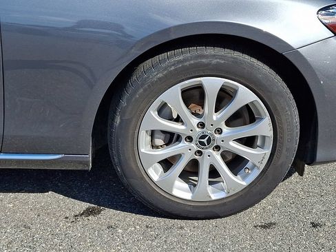 Used 2019 Mercedes-Benz E 300 4MATIC image 8