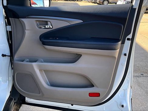 Used 2017 Honda Pilot EX-L image 24