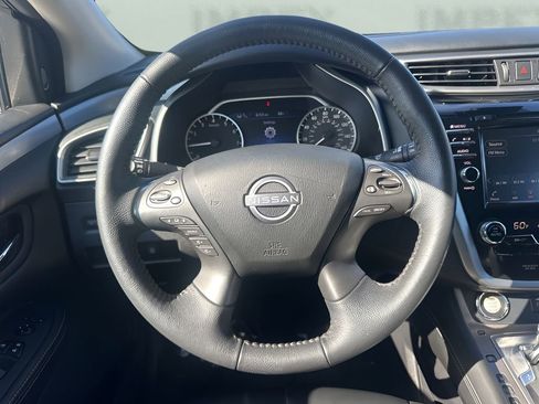 Used 2023 Nissan Murano SV w/ SV Midnight Edition Package image 13