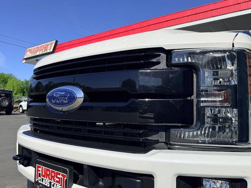 Used 2019 Ford F250 Lariat w/ Lariat Ultimate Package image 17