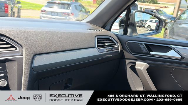 Used 2023 Volkswagen Tiguan SE R-Line AWD/4WD image 20