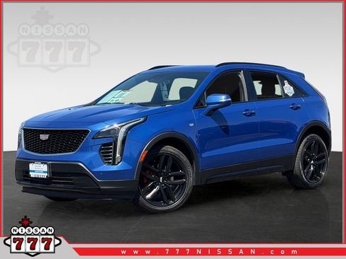 Used 2021 Cadillac XT4 Sport FWD image 1