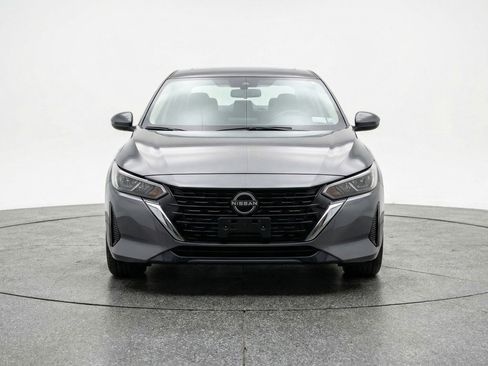 Used 2025 Nissan Sentra SV image 2