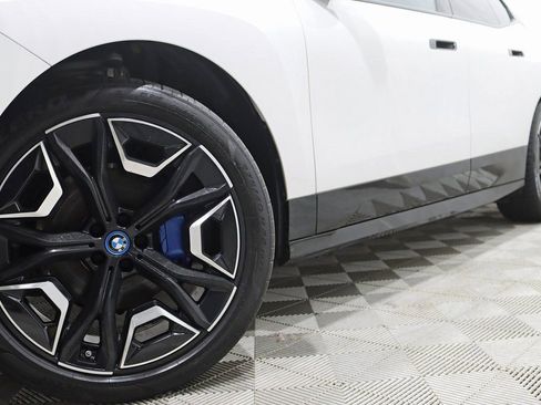 Used 2023 BMW iX xDrive50 w/ Premium Package image 5