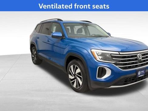 Certified 2025 Volkswagen Atlas SE image 9