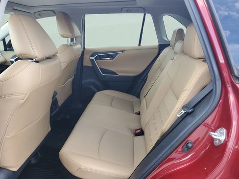 Certified 2021 Toyota RAV4 Limited AWD/4WD image 15