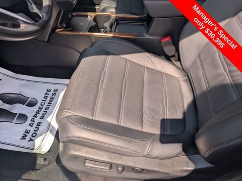 Used 2022 Honda CR-V Touring image 18