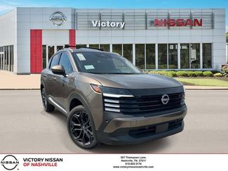 New 2025 Nissan Kicks SR w/ SR Premium Package FWD video 1