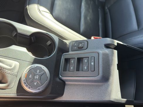 New 2025 Ford Bronco Big Bend image 29