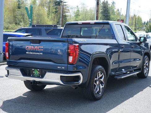 Used 2019 GMC Sierra 1500 SLE w/ SLE Value Package image 5