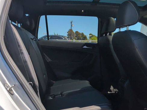 Used 2023 Volkswagen Tiguan SE R-Line AWD/4WD image 16