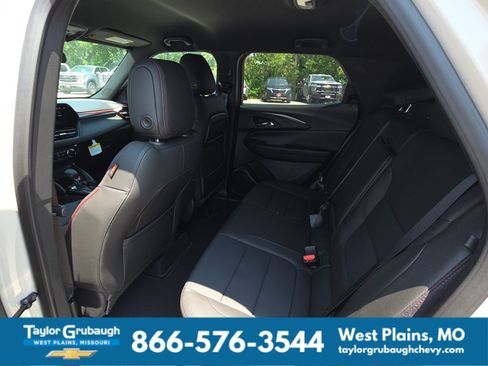 New 2026 Chevrolet TrailBlazer RS w/ Convenience Package FWD image 28