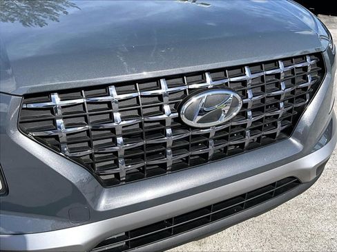 Used 2024 Hyundai Venue SEL image 30