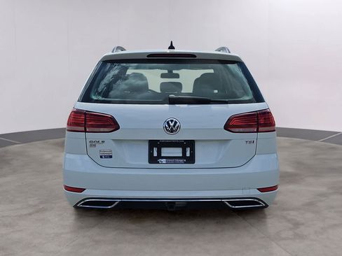 Used 2018 Volkswagen Golf SE FWD image 5