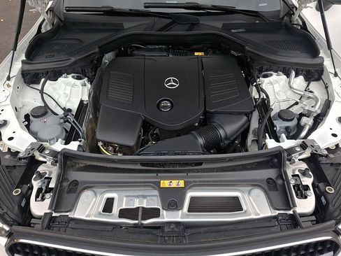 Certified 2024 Mercedes-Benz GLC 300 4MATIC image 26