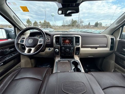 Used 2017 RAM 1500 Laramie Longhorn image 24