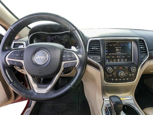 Used 2017 Jeep Grand Cherokee Limited w/ Luxury Group II image 13