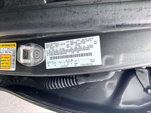 Used 2023 Ford Escape Active AWD/4WD image 35