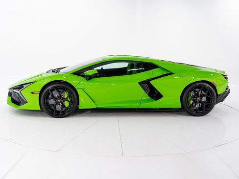Used 2024 Lamborghini Revuelto AWD/4WD image 2