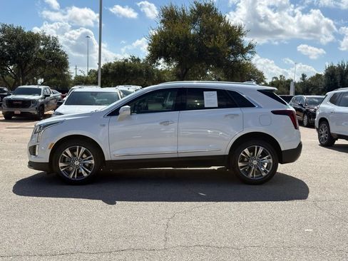 Certified 2024 Cadillac XT5 Premium Luxury FWD image 7