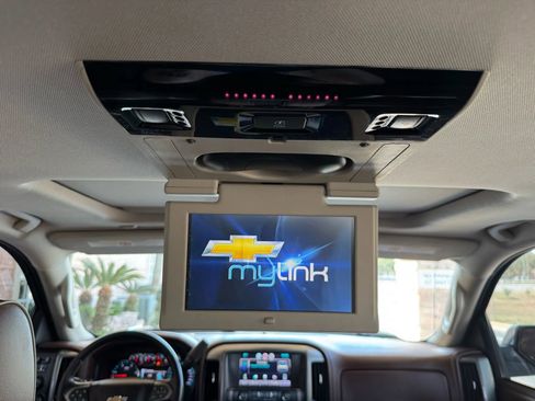 Used 2015 Chevrolet Silverado 2500 High Country w/ Duramax Plus Package image 23