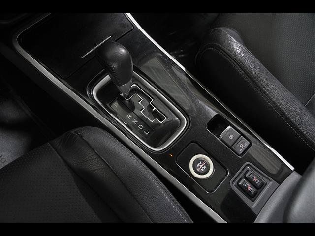 Used 2017 Mitsubishi Outlander GT AWD/4WD image 15
