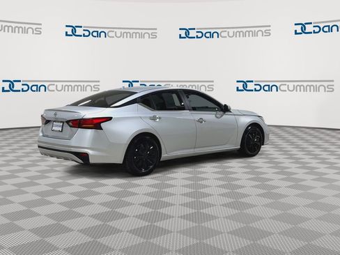 Used 2019 Nissan Altima 2.5 S FWD image 8