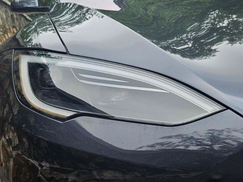Used 2025 Tesla Model S AWD/4WD image 26