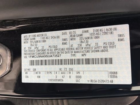 Used 2025 Ford Escape ST-Line Select AWD/4WD image 9