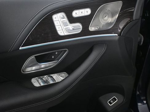 Certified 2022 Mercedes-Benz GLS 450 4MATIC image 8