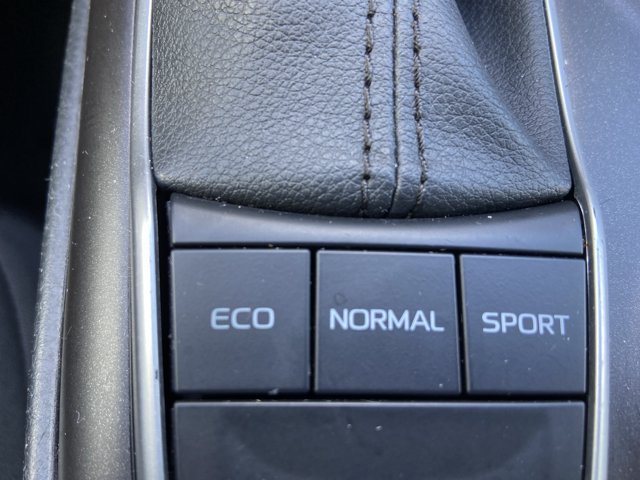 Used 2024 Toyota Camry LE FWD image 36