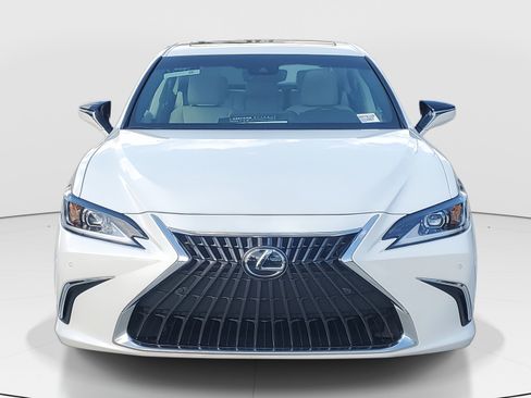 Certified 2025 Lexus ES 350 w/ Premium Package image 3