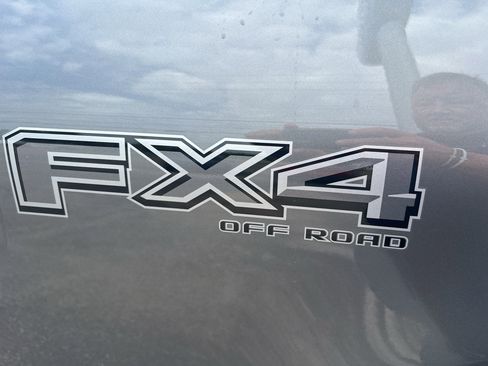 New 2025 Ford F150 Lariat w/ Equipment Group 501A Mid image 15