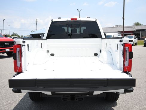 New 2026 Ford F250 Platinum AWD/4WD image 9
