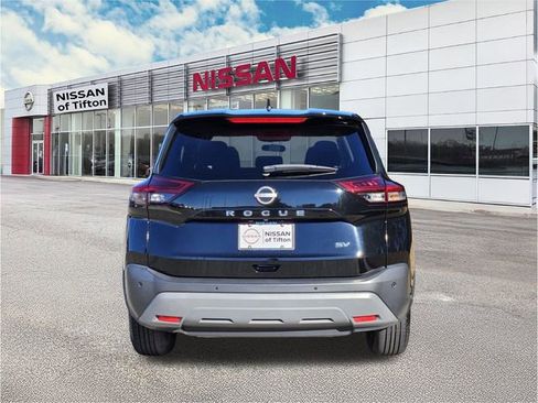 Certified 2023 Nissan Rogue SV image 5