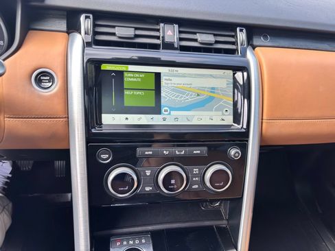 Used 2017 Land Rover Discovery HSE Luxury AWD/4WD image 35