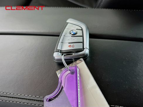 Used 2020 BMW 530e xDrive w/ Premium Package AWD/4WD image 24