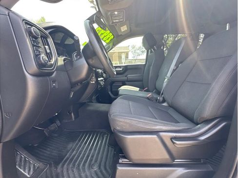 Used 2021 Chevrolet Silverado 1500 Custom AWD/4WD image 14
