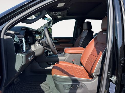 New 2026 GMC Sierra 2500 Denali Ultimate AWD/4WD image 10