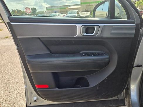 Used 2025 Hyundai Santa Fe SEL FWD image 13